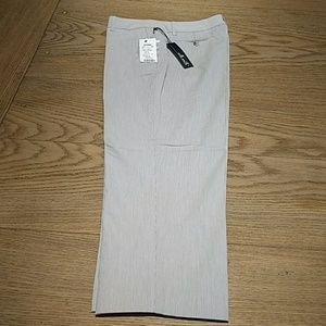 Brand new capri pants